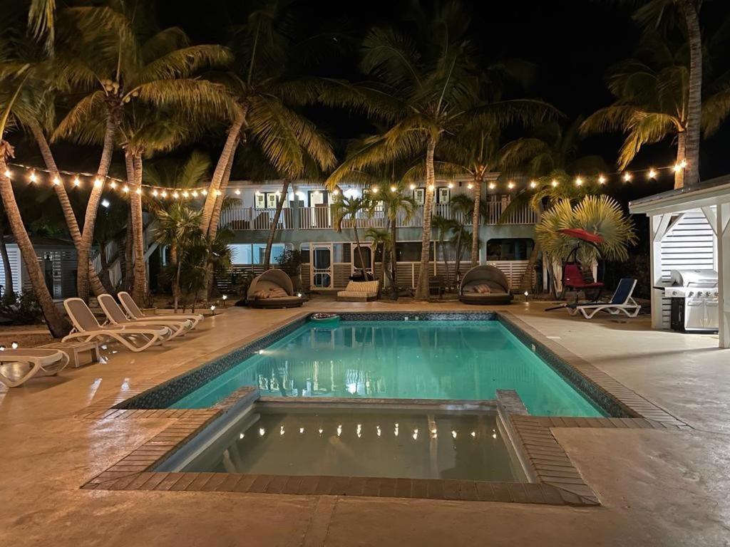 Island Club Turks & Grace Bay Place Buitenkant foto