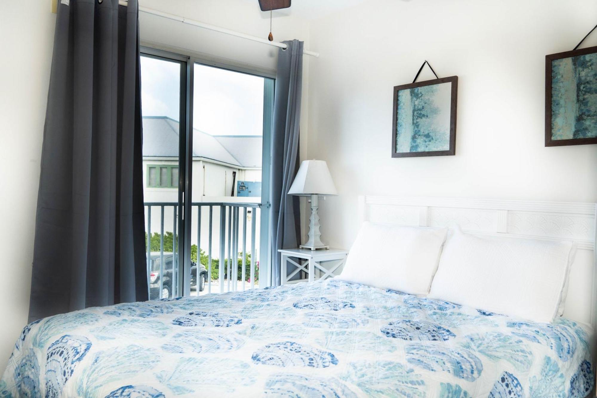 Island Club Turks & Grace Bay Place Buitenkant foto