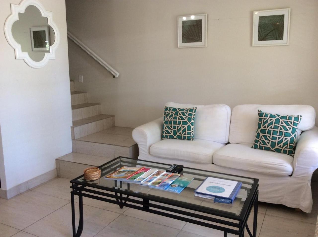 Island Club Turks & Grace Bay Place Buitenkant foto